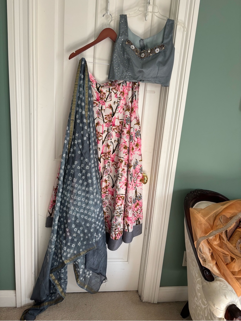 Women’s Floral Pink and Gray Party Dress with Embellished Gray Top Medium